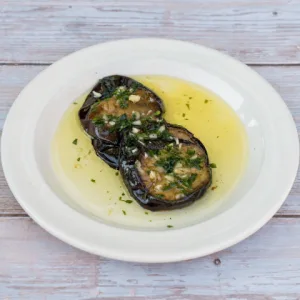 Les aubergines marinées en entrée tapas par Tielles Dassé René